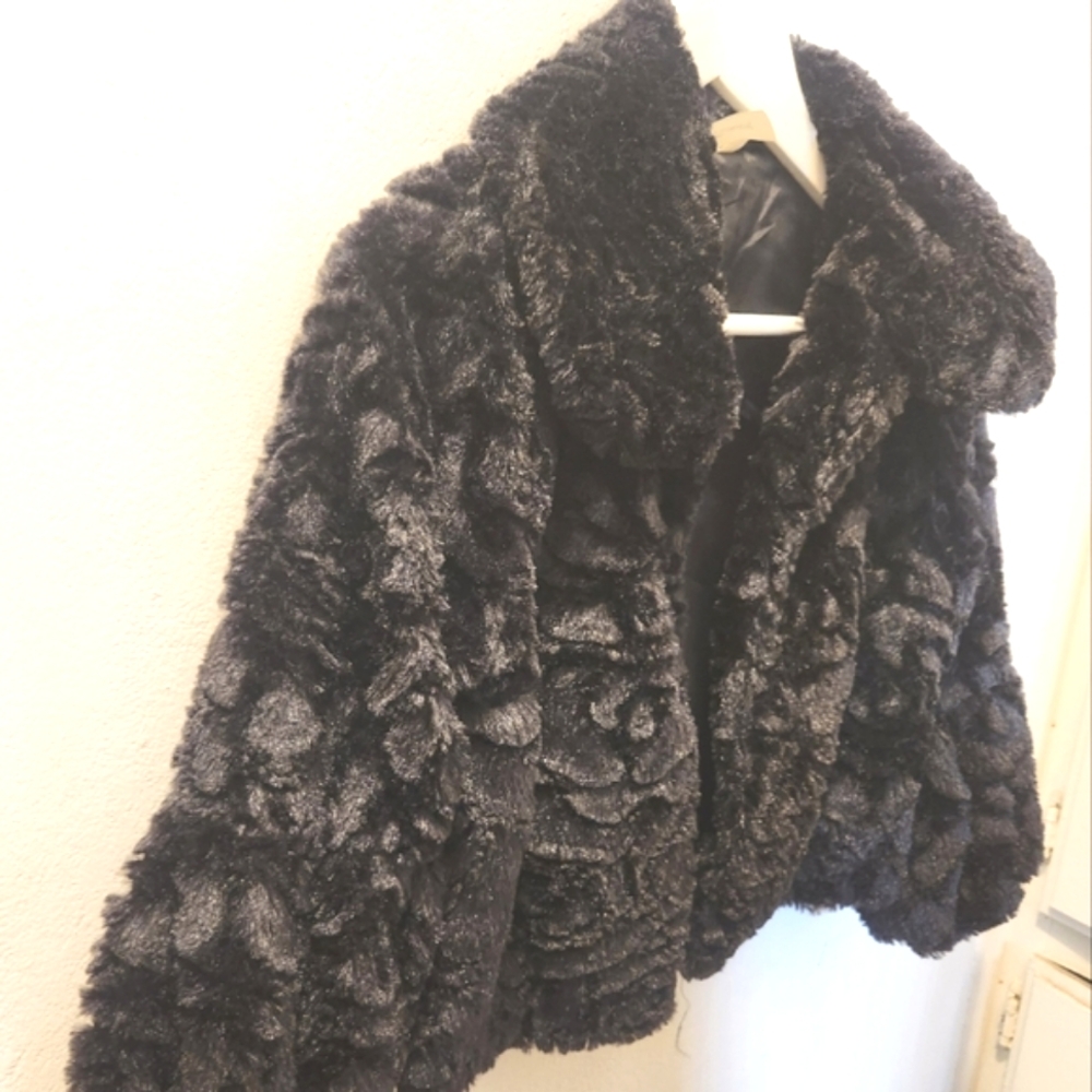 Tacera | Faux Fur Teddy Jacket - Picture 4 of 7